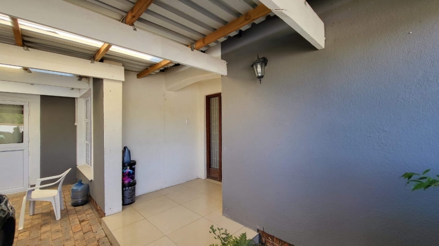 4 Bedroom Property for Sale in Die Bos Western Cape